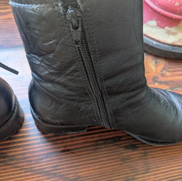 Matisse Black Leather Lace-Up Ankle Boots Pointed Toe Size 8.5 - Picture 4 of 5